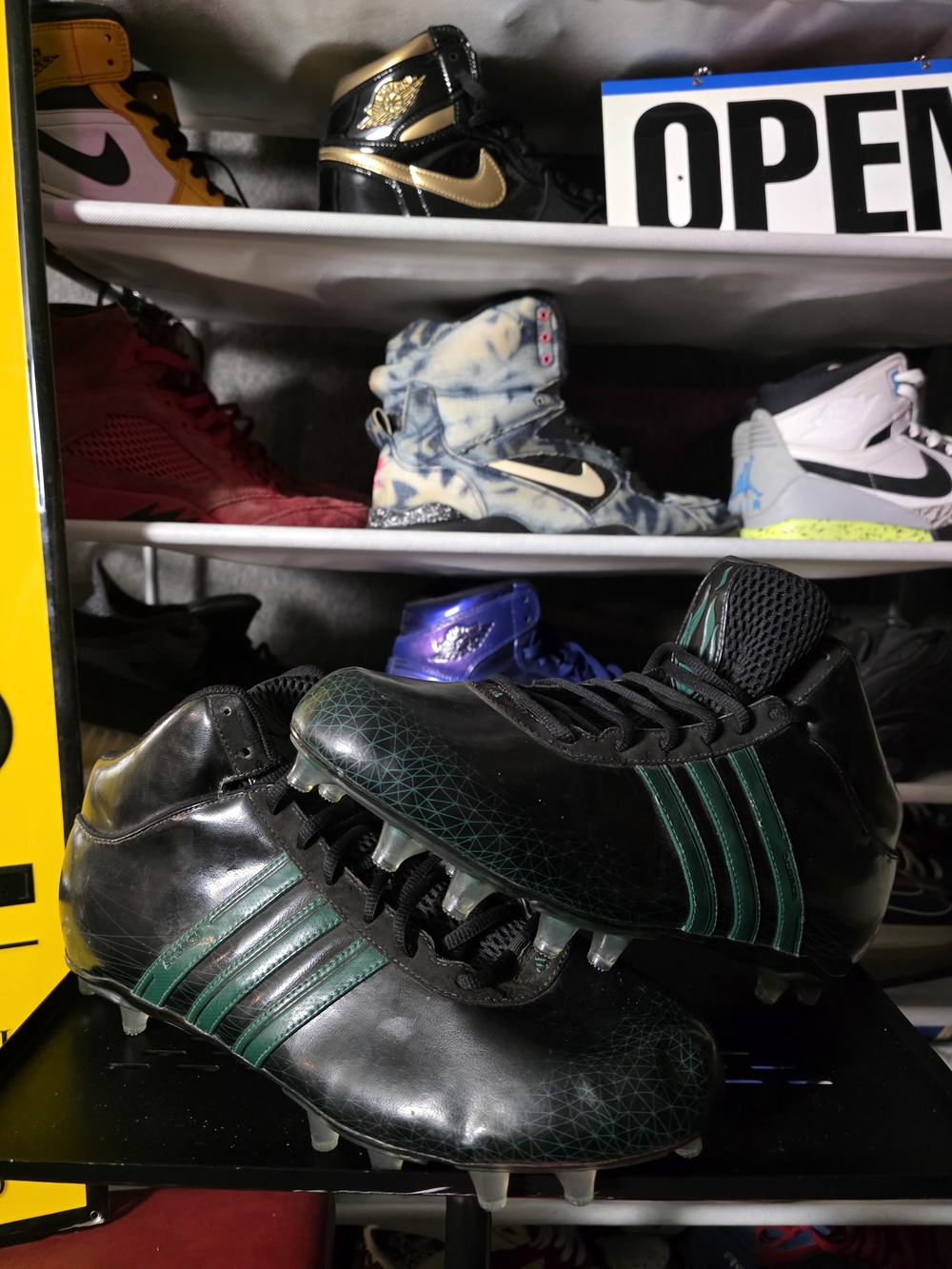 🔥 Adidas Scorch Men Size 13 Black & Green Football Cleats New With Tags!